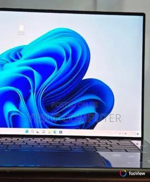 Photo - New Laptop Dell XPS 15 32GB Intel Core I9 SSD 1T