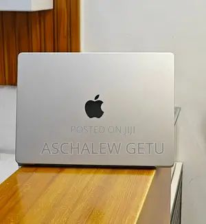 New Laptop Apple MacBook Pro M1 32GB Apple M1 SSD 1T