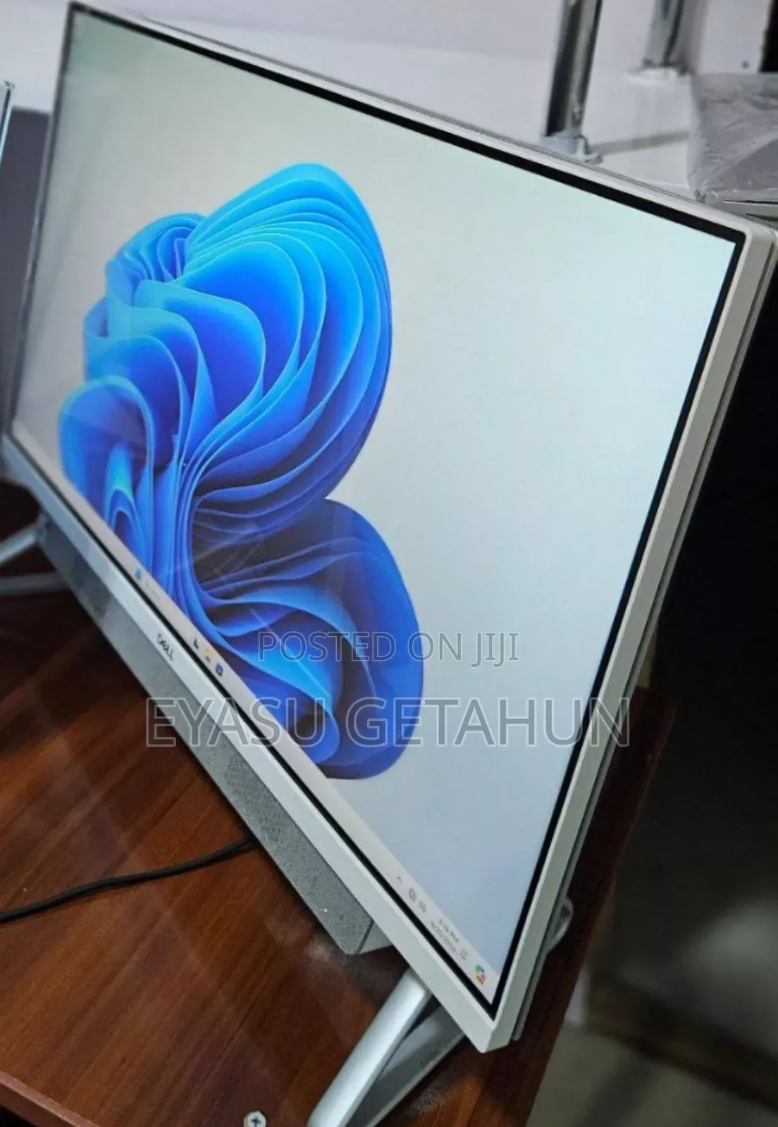 New Laptop Dell Inspiron 15 16GB Intel Core I7 SSD 512GB