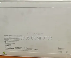 New Laptop Apple Macbook Pro 2025 M5 14-Inch 16GB Apple M4 SSD 512GB