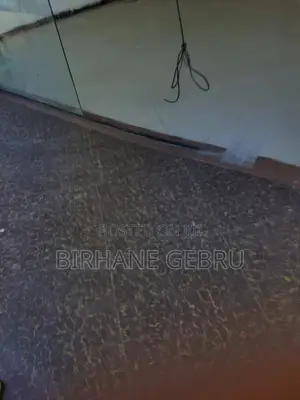 Suoer Market for Rent