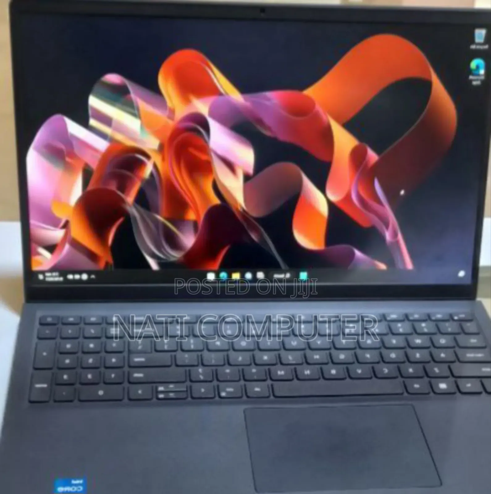 New Laptop Dell Vostro 3520 16GB Intel Core I5 SSD 512GB