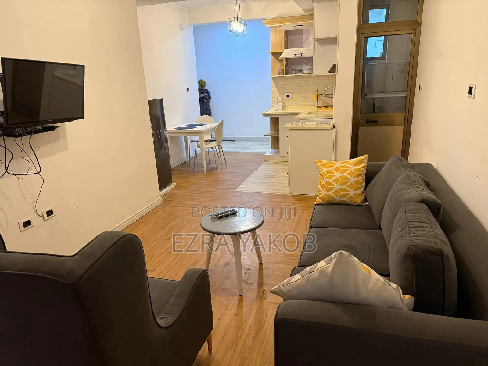 Furnished 1bdrm Apartment in Apartment, Bole for rent