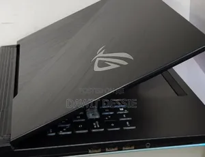 New Laptop Asus 16GB Intel Core I7 SSD 1T