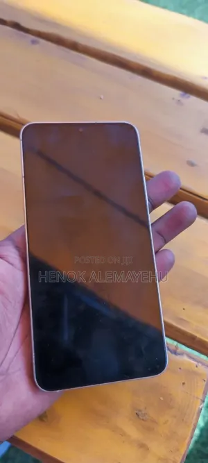 Photo - New Samsung Galaxy S22+ 5G 256 GB White