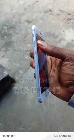 Apple iPhone 7 32 GB Silver