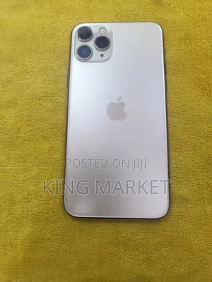 Photo - Apple iPhone 11 Pro 64 GB Gold