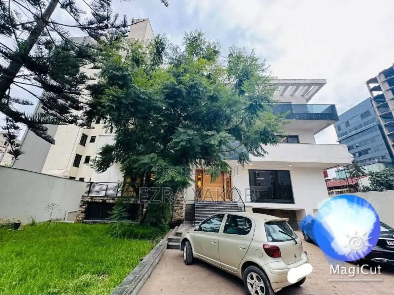 9bdrm House in House, Bole for rent