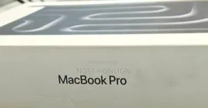 New Laptop Apple MacBook 16GB Apple M4 SSD 512GB