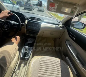 Suzuki Dzire 2023 Silver