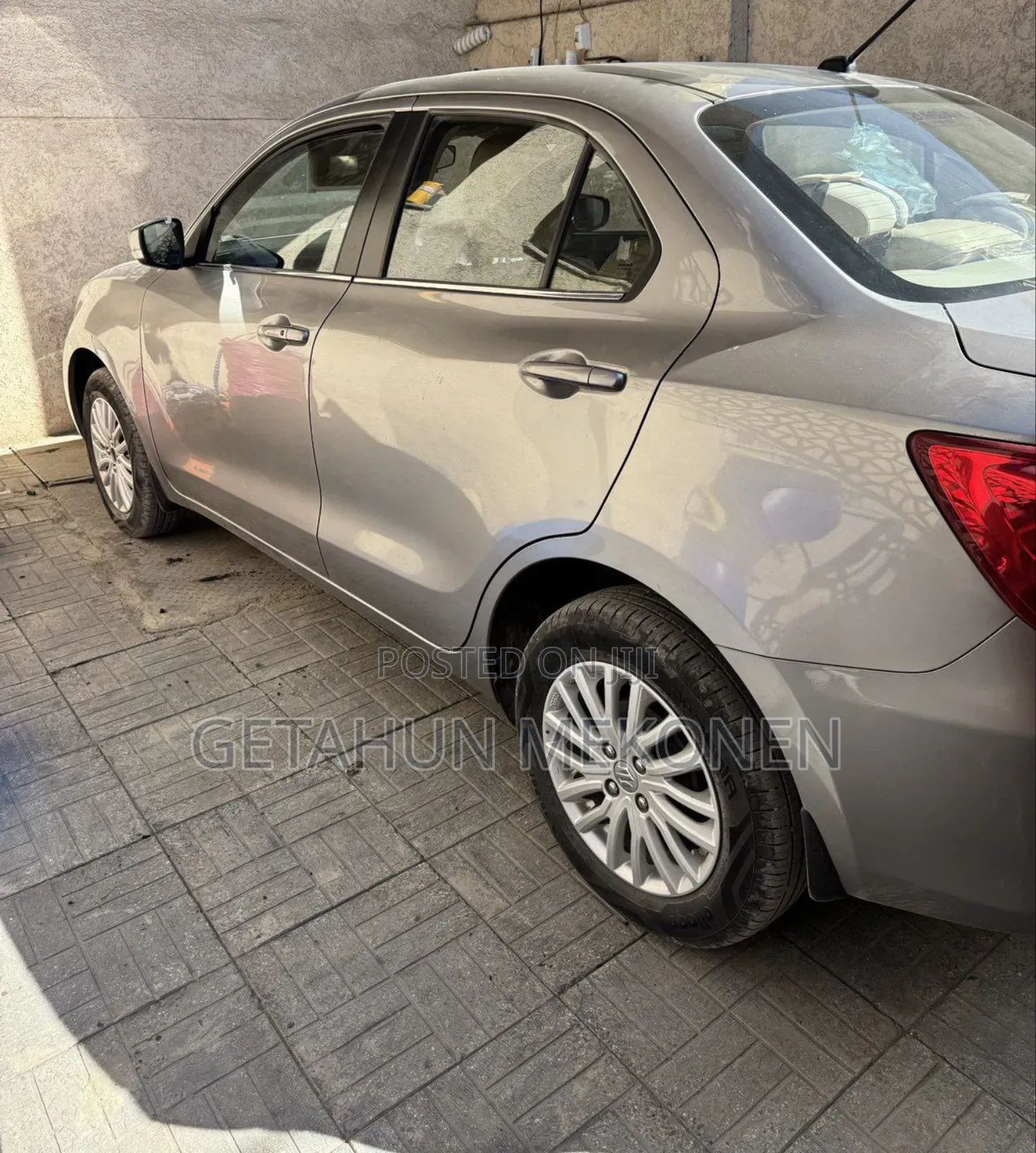 Suzuki Dzire 2023 Silver