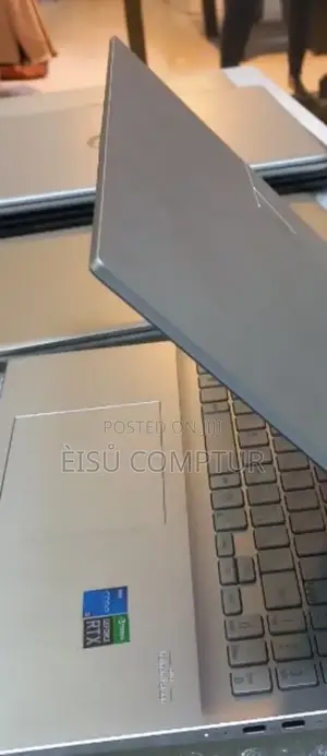 New Laptop Asus VivoBook F450CC 16GB Intel Core I5 SSD 512GB