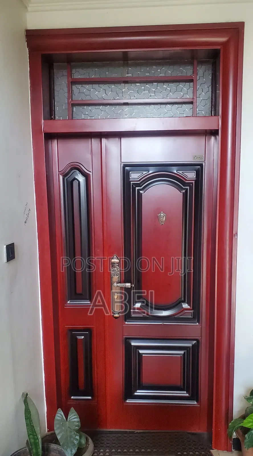 Metal-Stillness-Doors-Victor-በር