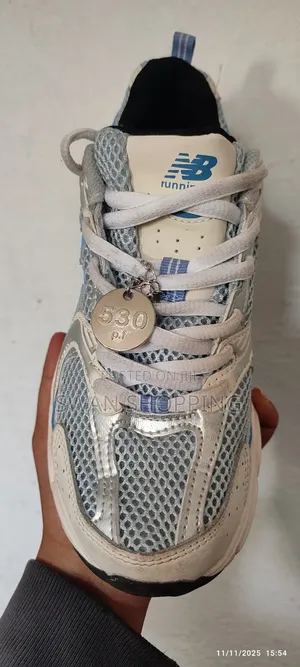 New Balance 530