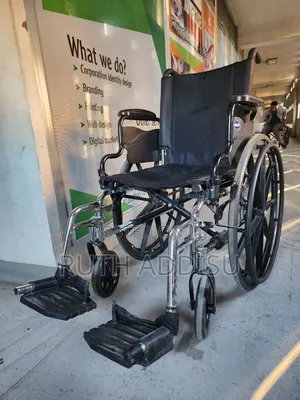 Photo - Wheelchair輕三wheelchair癲馬wheelchair寄送wheelchair者的wheelchair雨勢wheelchair