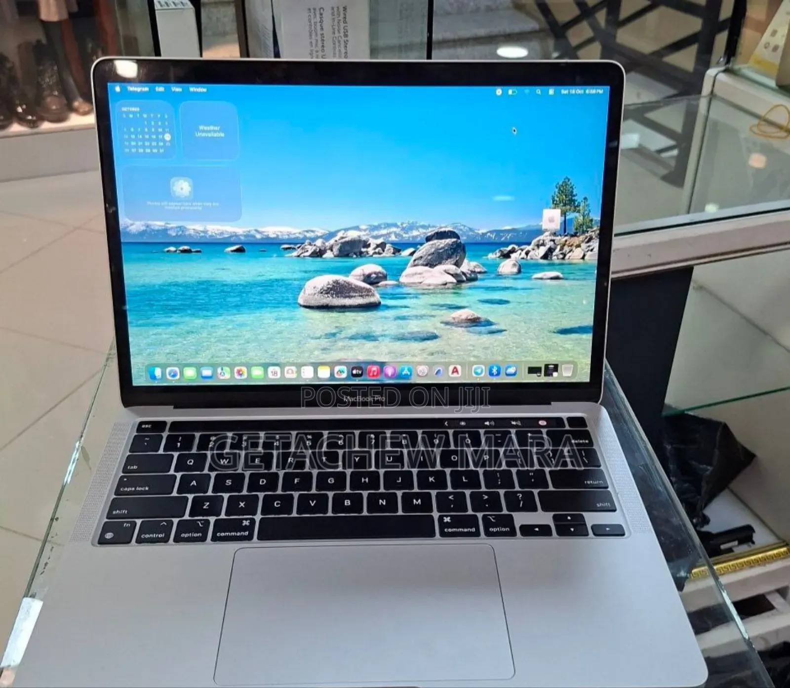 New Laptop Apple MacBook Pro 2022 M2 8GB Intel SSD 512GB