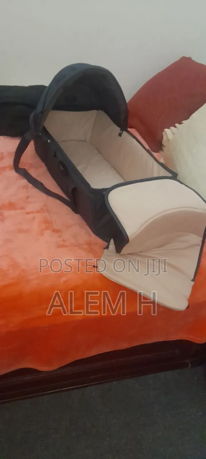 Chicco Baby Travel Bed