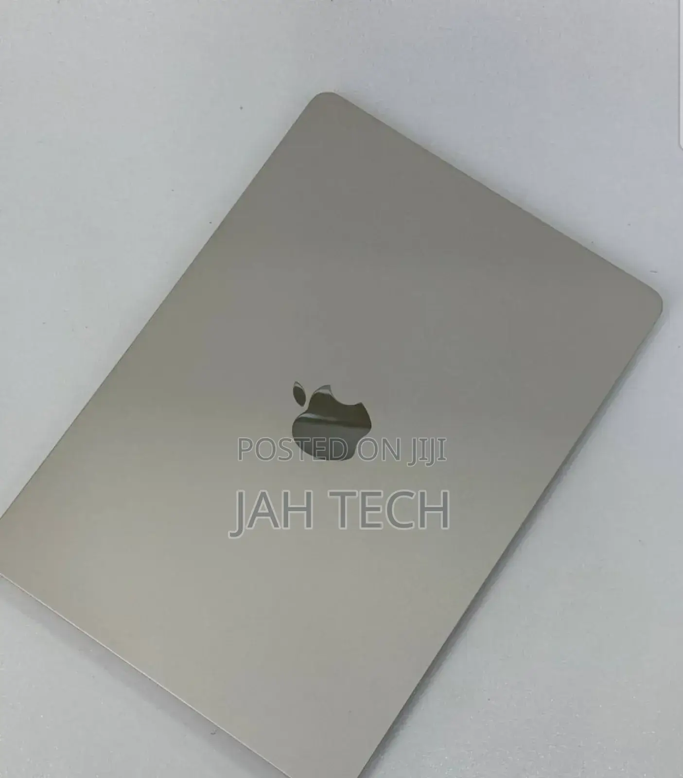 New Laptop Apple MacBook Air 2025 M4 13-Inch 16GB Apple M4 SSD 256GB