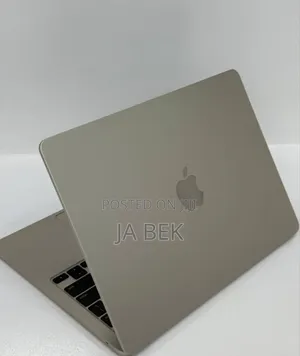 New Laptop Apple MacBook Air 2025 M4 13-Inch 16GB Apple M4 SSD 256GB