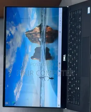 New Laptop Dell XPS 13 8GB Intel Core I7 SSD 512GB