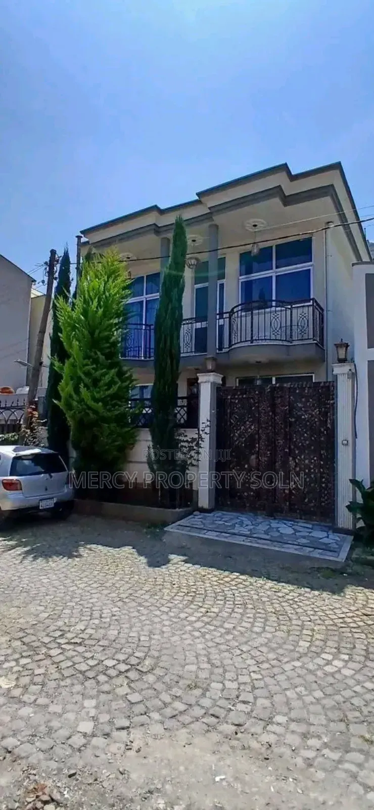 Furnished 5bdrm House in Bole for sale