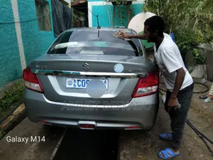 Suzuki Dzire 2022 Silver