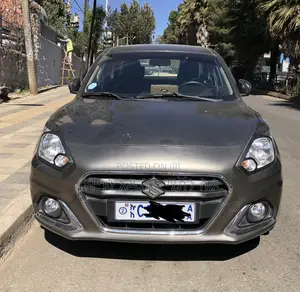 Photo - Suzuki Dzire 2022 Gray
