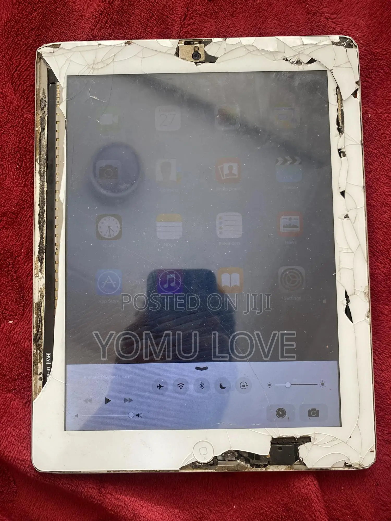 Apple iPad Wi-Fi 16 GB White