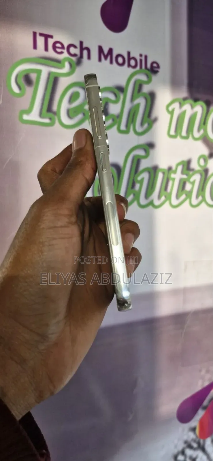 New Samsung Galaxy S23 128 GB Green