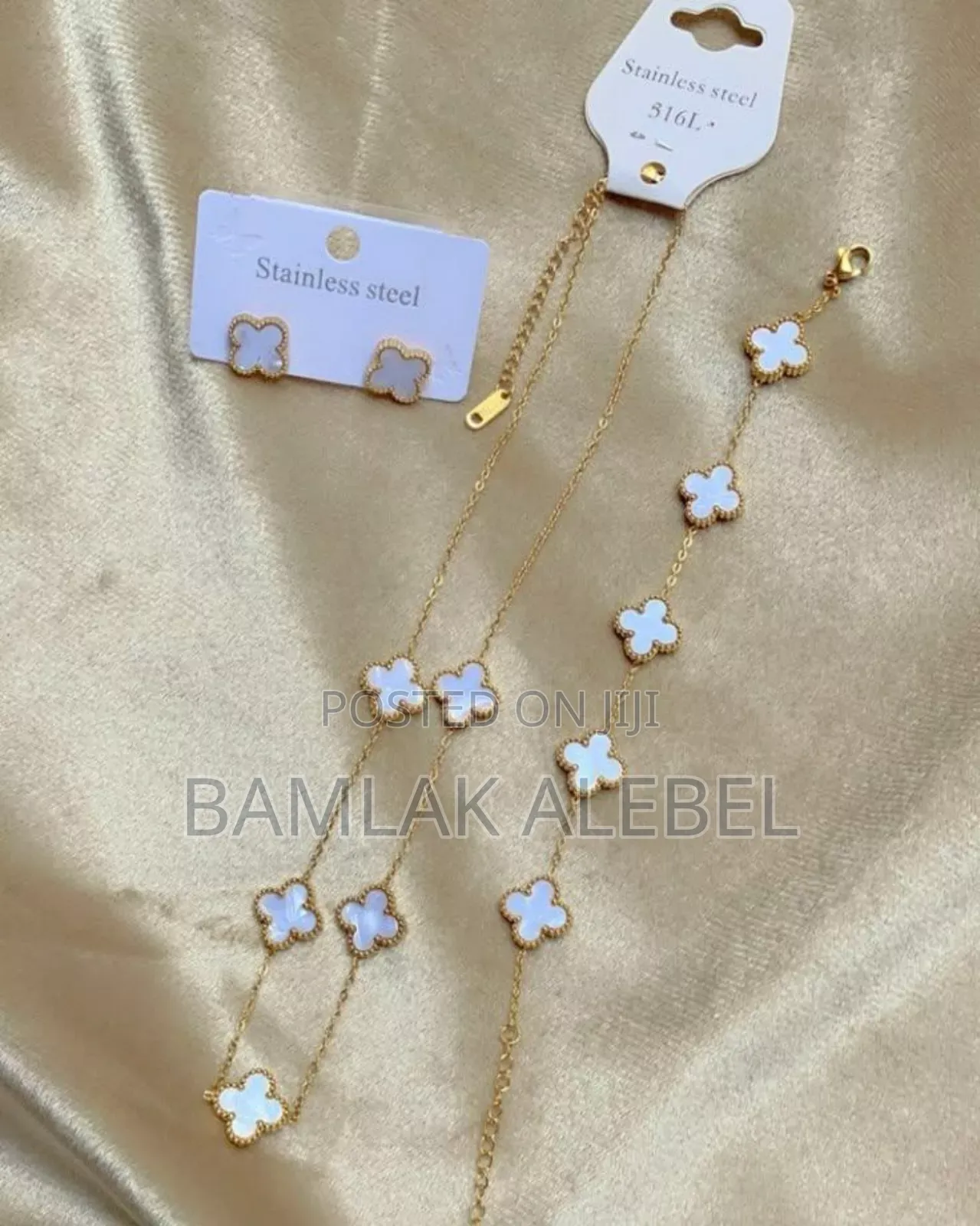 Necklace Accessories