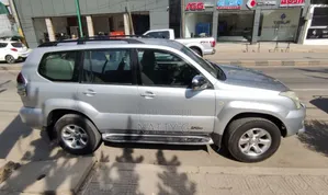 Toyota Land Cruiser Prado 2005 Silver