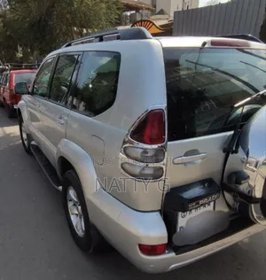 Toyota Land Cruiser Prado 2005 Silver