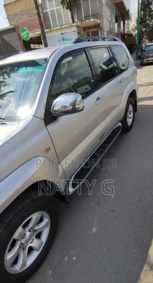 Toyota Land Cruiser Prado 2005 Silver