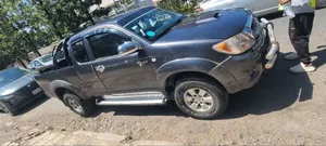 Toyota Hilux 2009 Gray