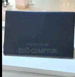 Photo - New Laptop Dell Vostro 3520 16GB Intel Core I5 SSD 512GB