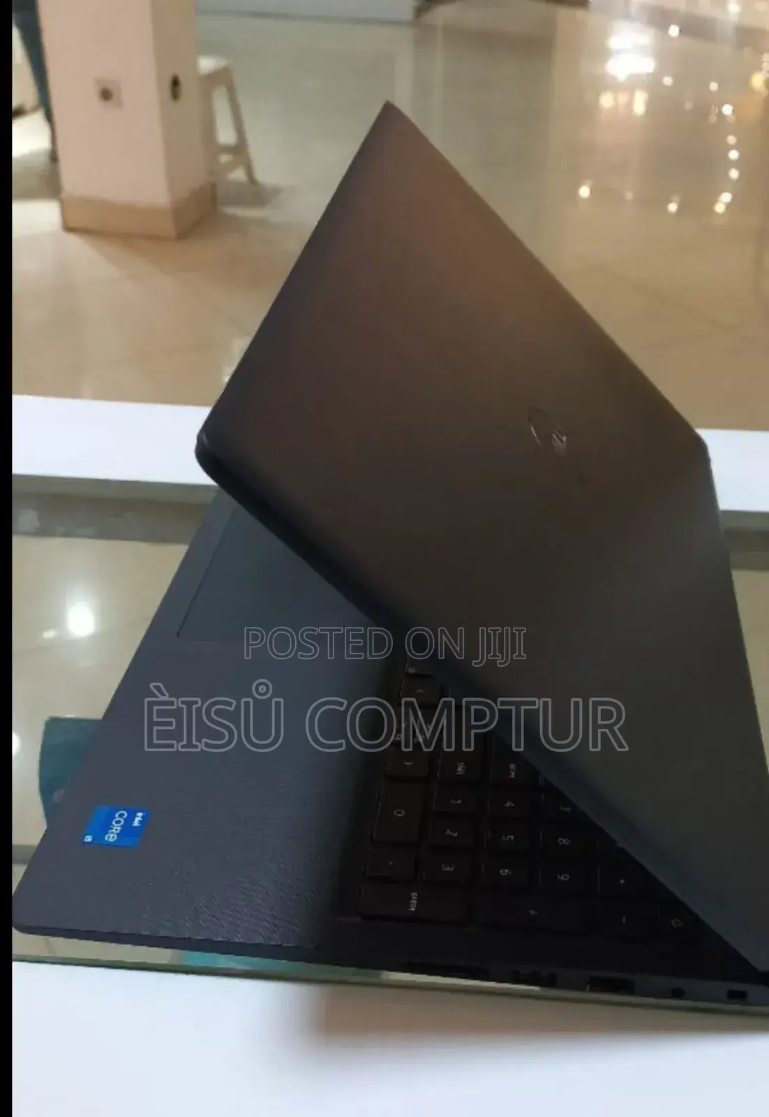 New Laptop Dell Vostro 3520 16GB Intel Core I5 SSD 512GB