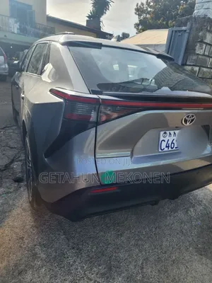 Toyota bZ4X 2023 Gray