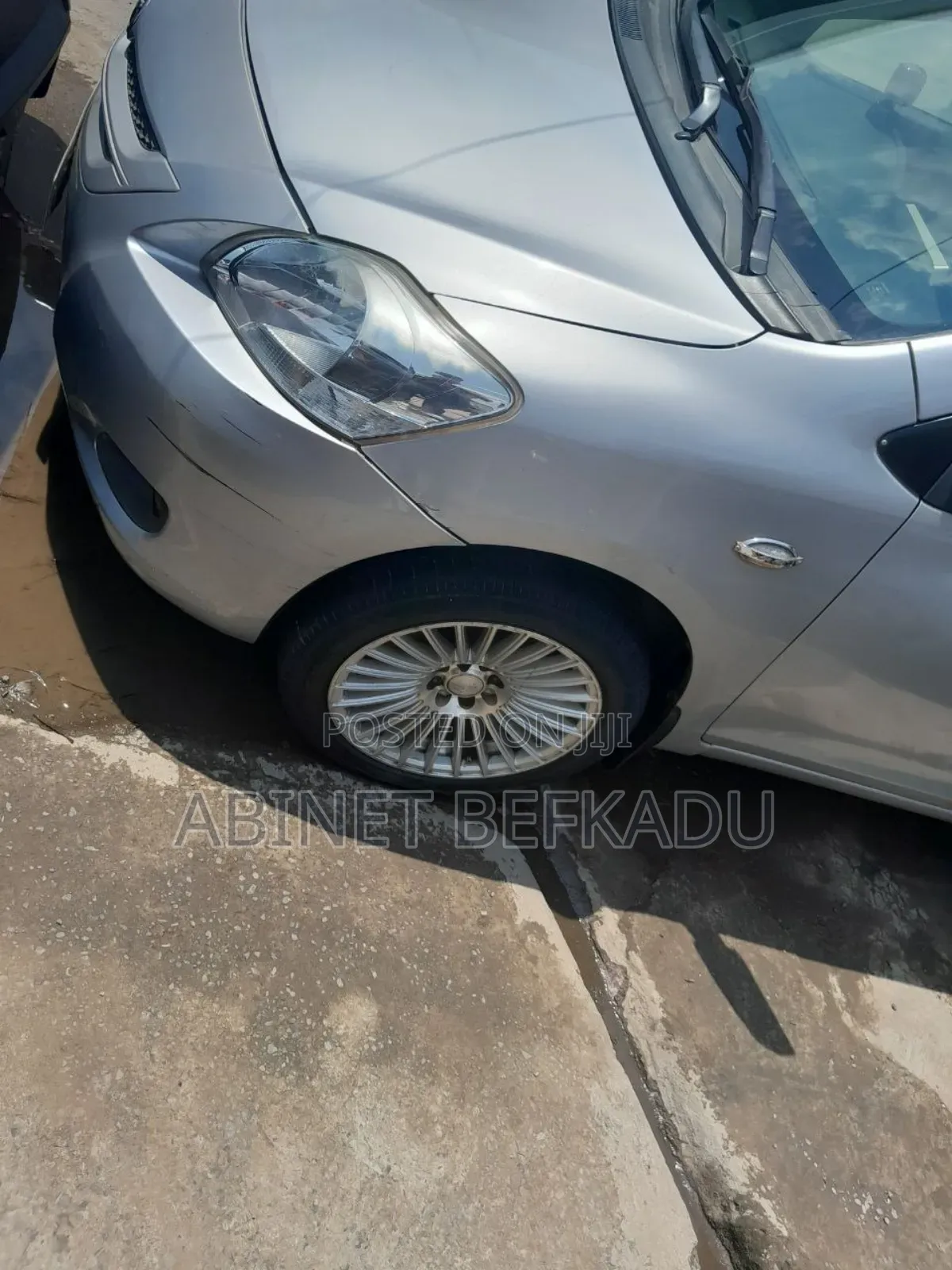 Toyota Belta 2010 Silver