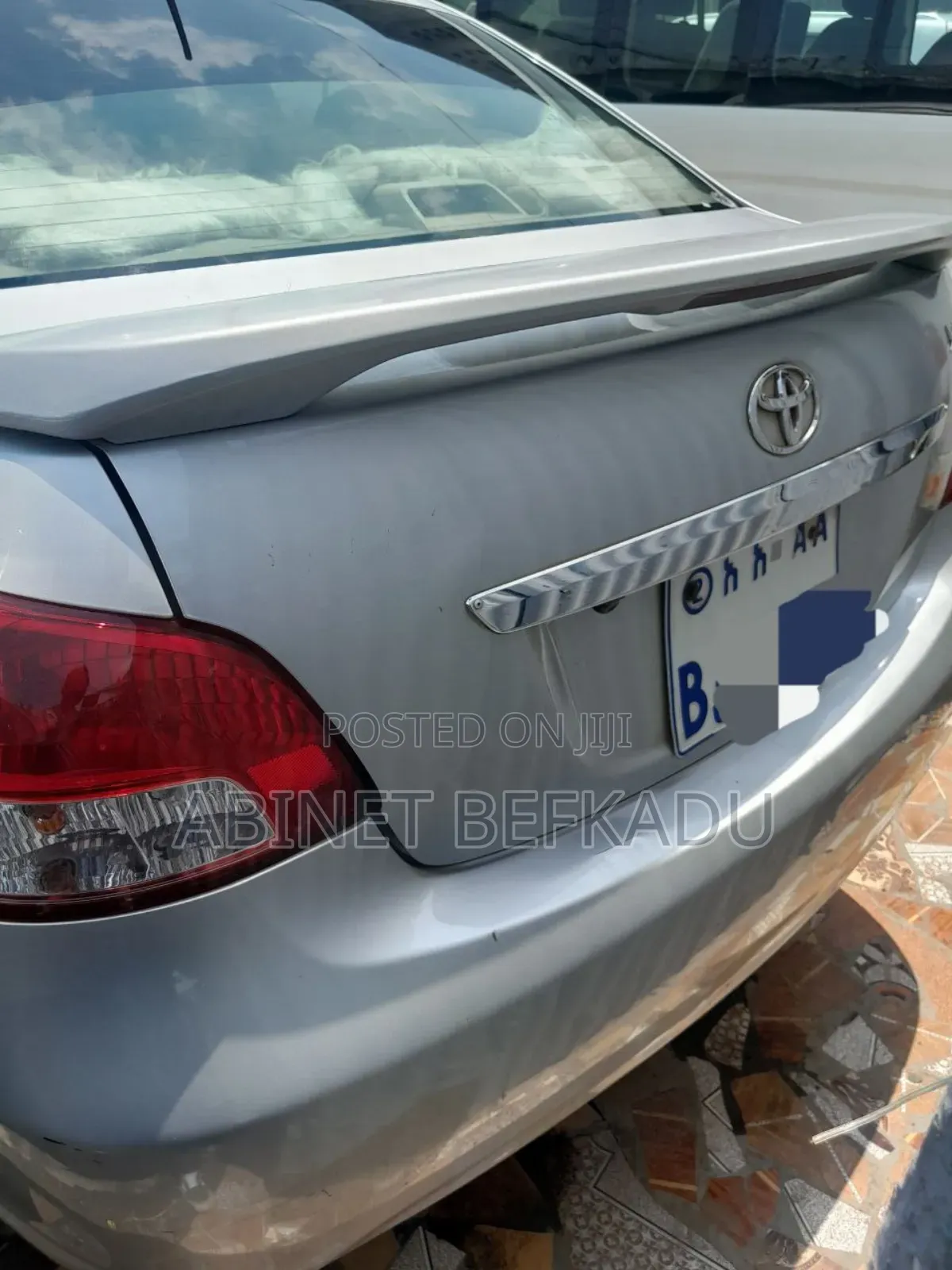 Toyota Belta 2010 Silver