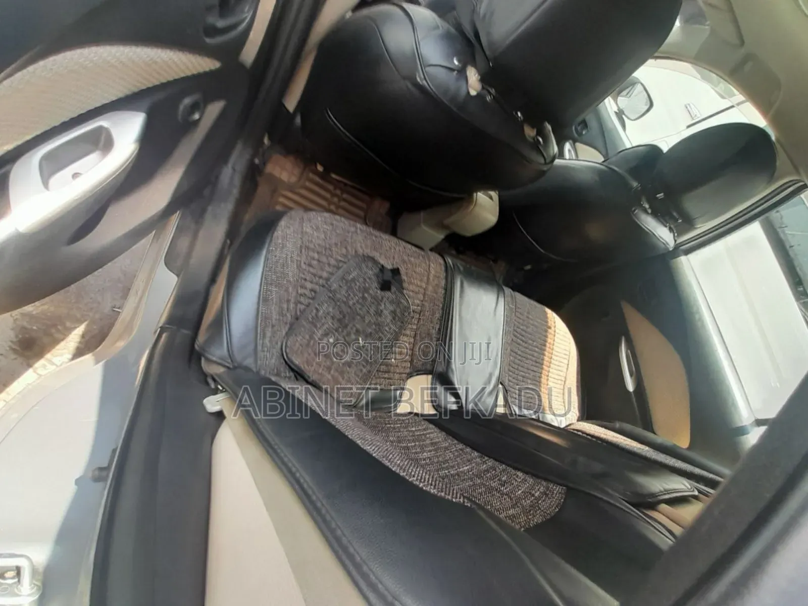 Toyota Belta 2010 Silver