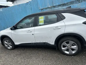 Chevrolet Menlo 61.1 kWh FWD 2023 White