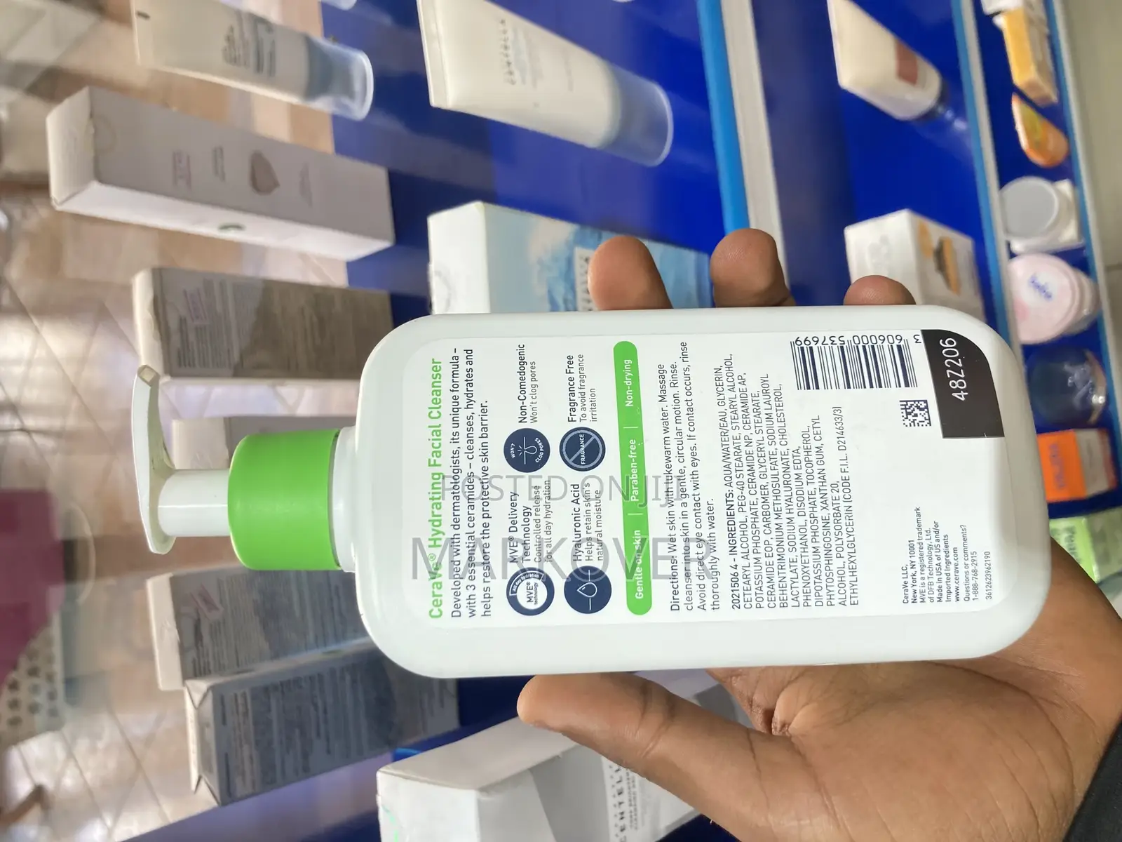 Cerave Hydrating Facial Cleanser