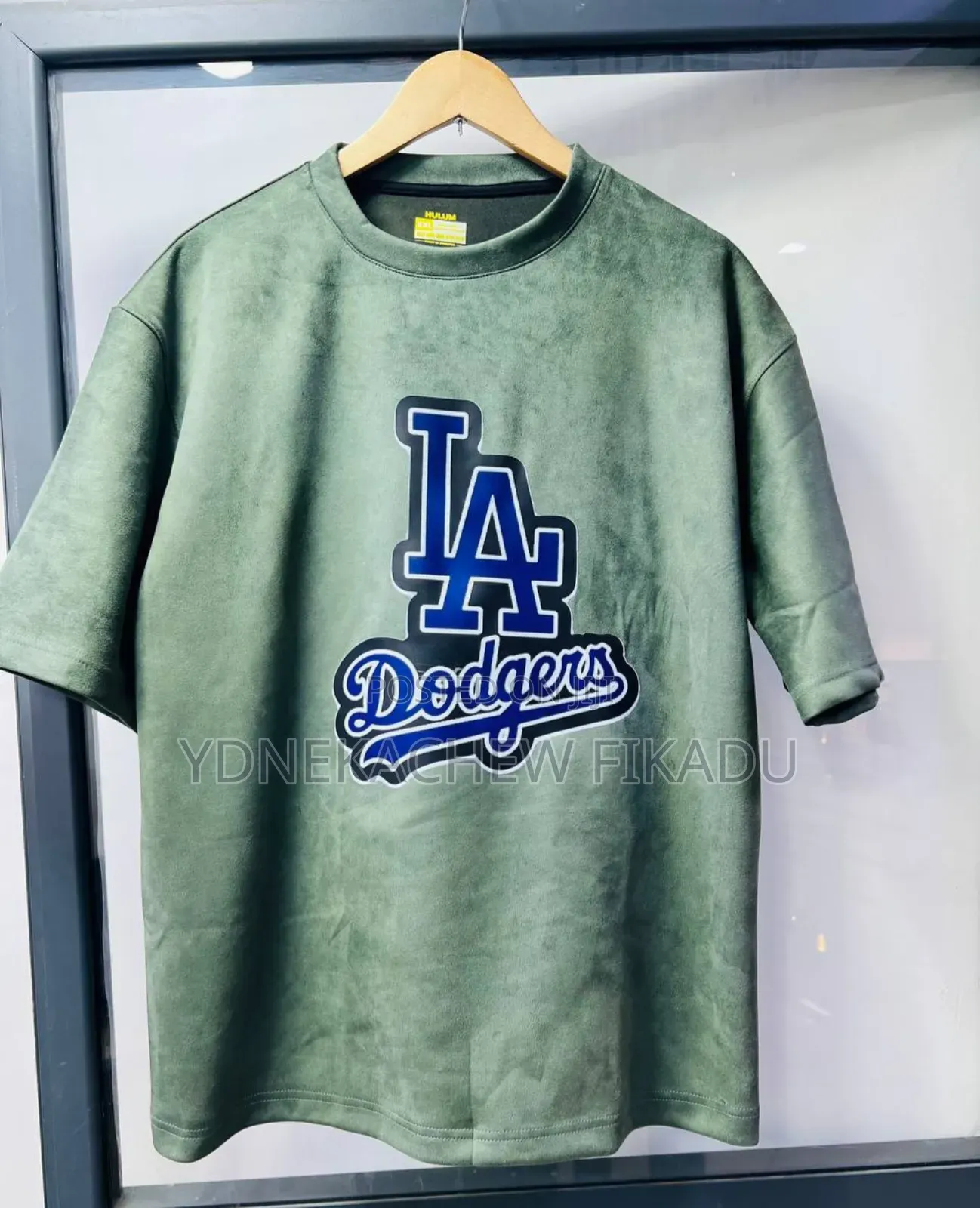 Tisherts ቲሸርት