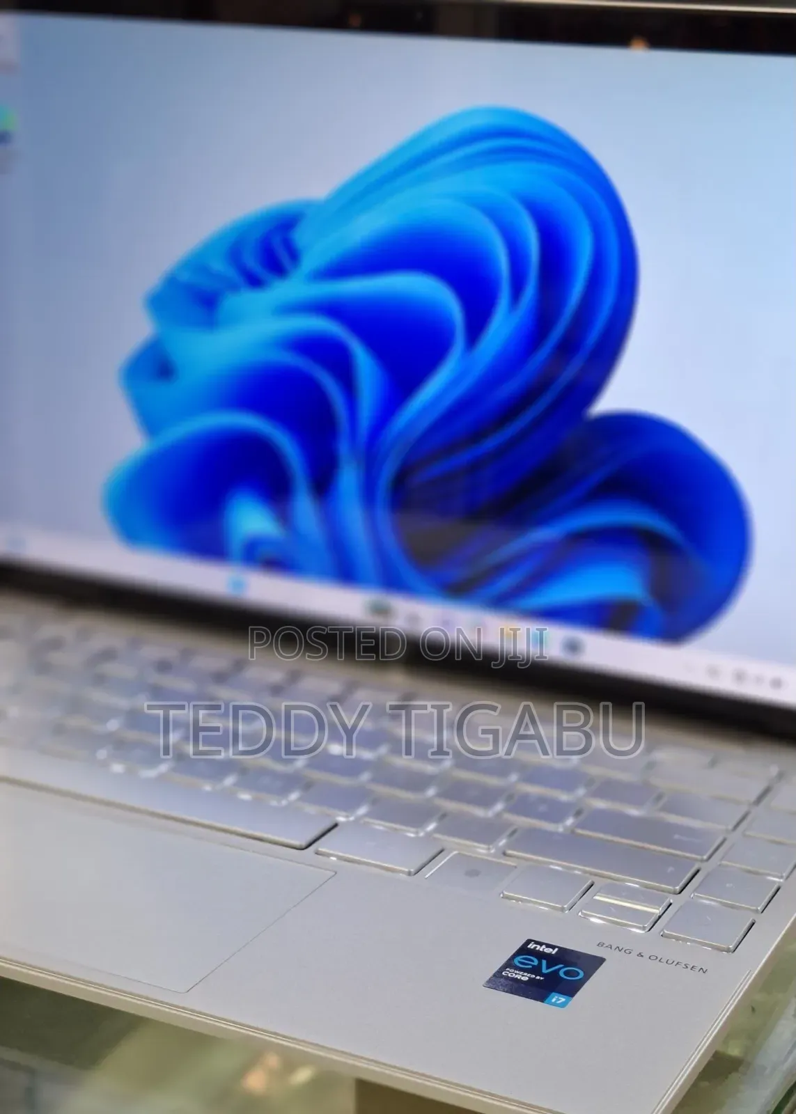 New Laptop HP Envy X360 16GB Intel Core I7 SSD 512GB