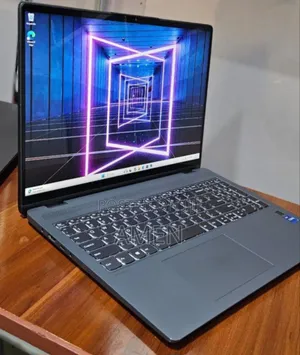 Photo - New Laptop Lenovo Yoga 7 15ITL5 16GB Intel Core I7 SSD 512GB