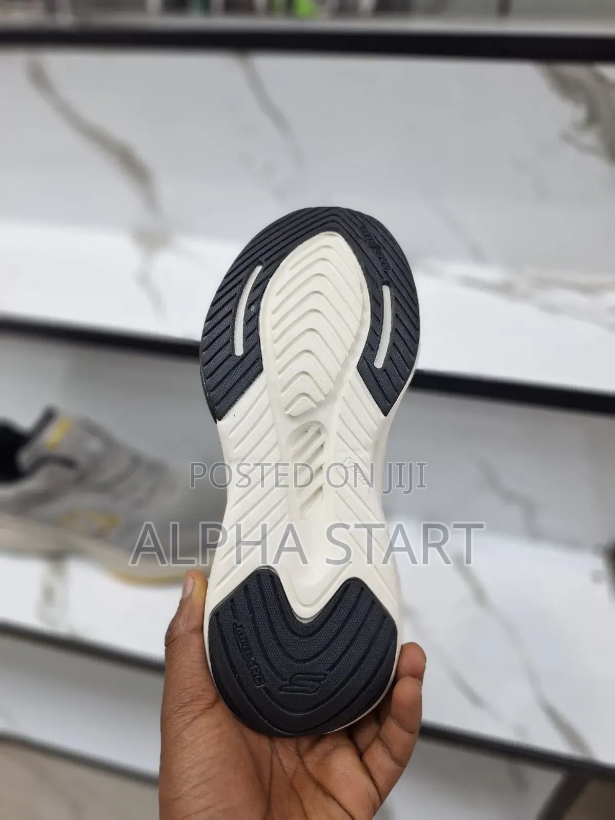  New Arrival  
 Skechers Original Sneakers 
 Made in Vietnam