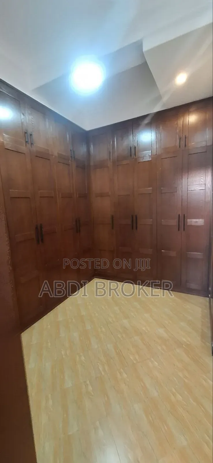 Furnished 7bdrm Townhouse/Terrace in Hayle Relstate Area, Bole for sale