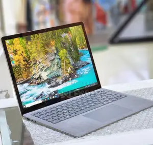 New Laptop Microsoft Surface 16GB Intel Core I7 SSD 512GB