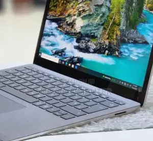 New Laptop Microsoft Surface 16GB Intel Core I7 SSD 512GB