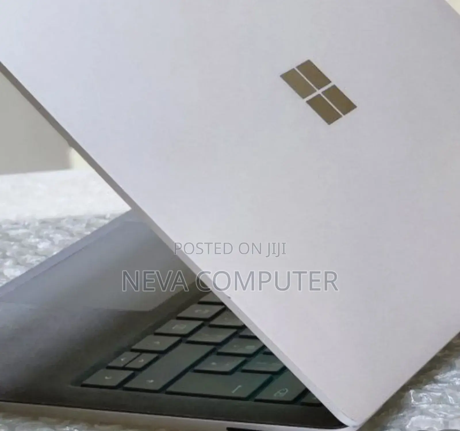 New Laptop Microsoft Surface 16GB Intel Core I7 SSD 512GB